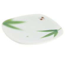 Lade das Bild in den Galerie-Viewer, Yume No Yume Japanischer Räucherstäbchenhalter Keramik - Bambus Blätter
