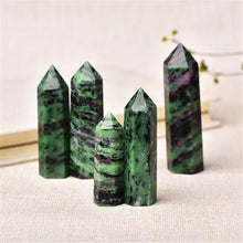 Lade das Bild in den Galerie-Viewer, Obelisk Epidote 7-8cm
