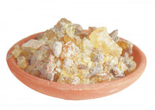 Lade das Bild in den Galerie-Viewer, Copal Gold- Räucherwerk in Tüten 50 g
