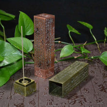 Lade das Bild in den Galerie-Viewer, Räucherstäbchenhalter Box Chinesische Gedichte Farbe Gold/Bronze
